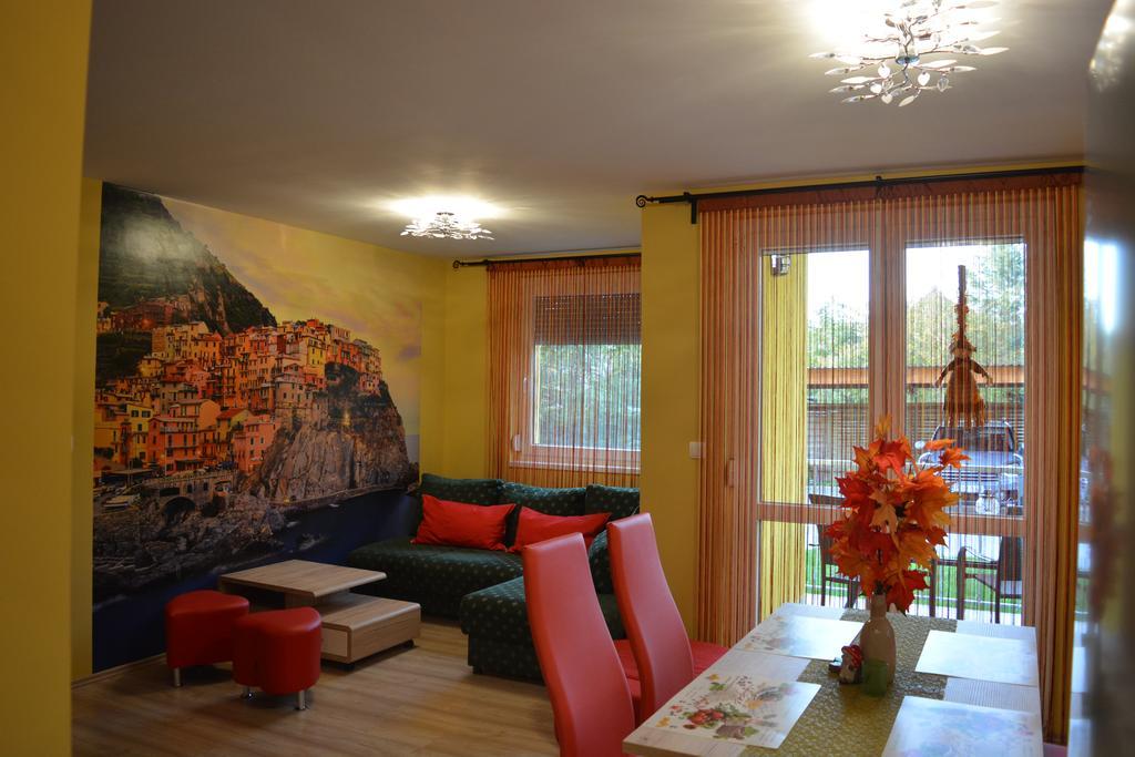 Salve Apartment Heviz Bagian luar foto